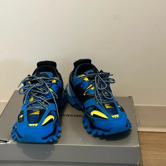 Balenciaga | Shoes | Mens Balenciaga Track Shoes Size Does  display picture 1